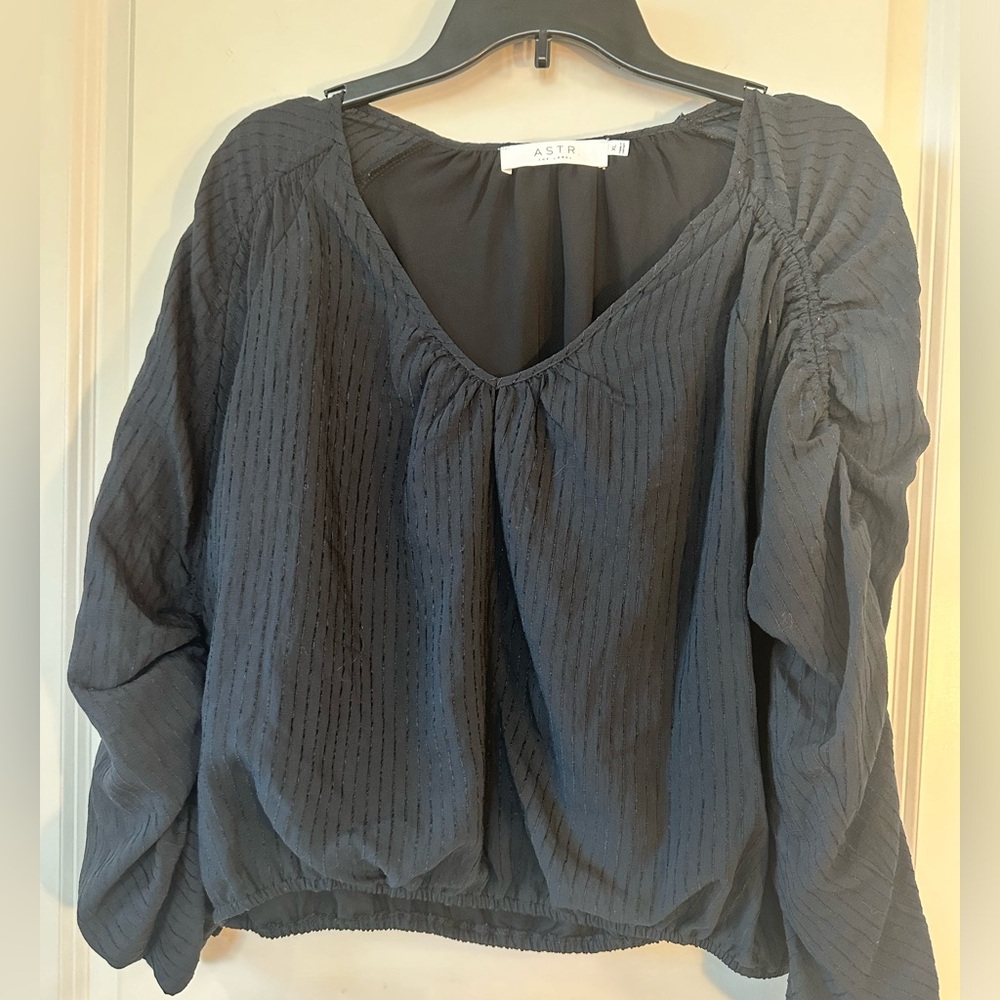 ASTR The Label Black Striped Ruched Tie Sleeve V- Neck Top, Size XL